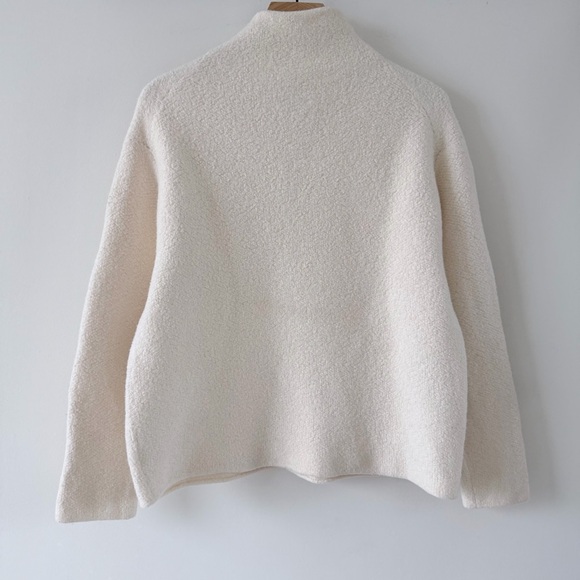 Aritzia The Group Kerez 100% Merino Wool Turtleneck Sweater Ivory Size M - Picture 7 of 13